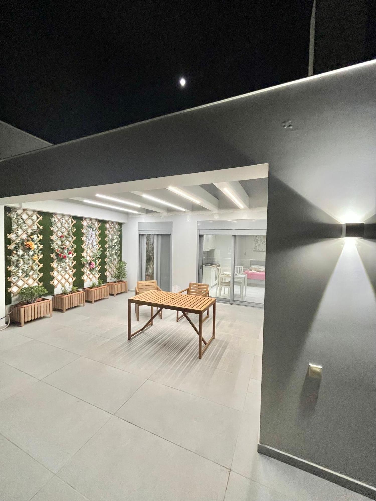Blueline Apartment 2 Loutraki  Bagian luar foto