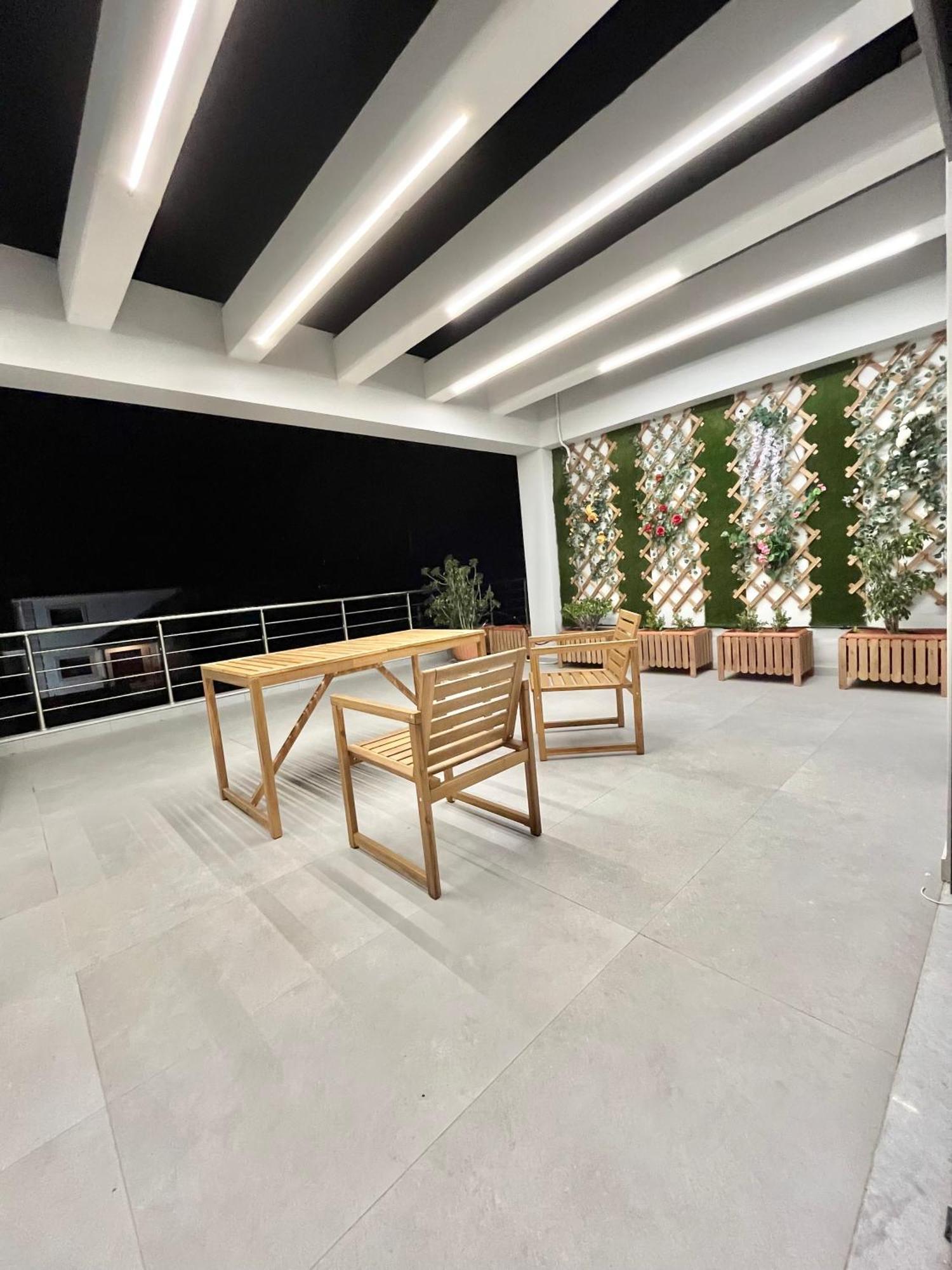 Blueline Apartment 2 Loutraki  Bagian luar foto